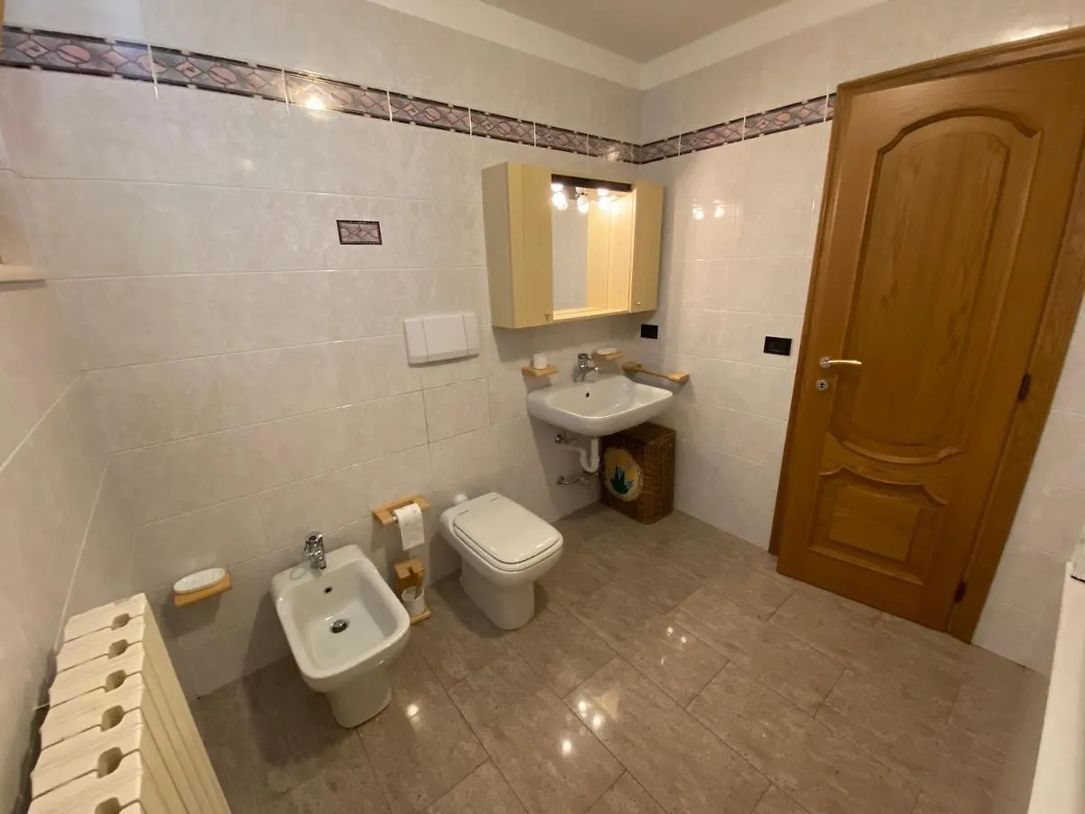 Domus Alpina Apartman Bormio